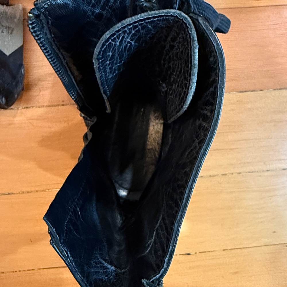 Common projects 8 eyelet tall boot - Picture 7 of 8